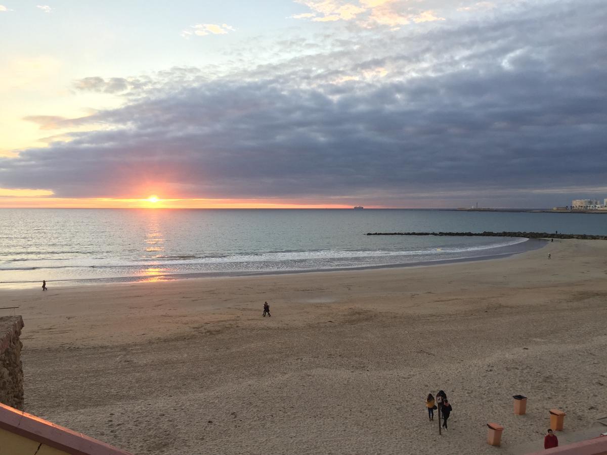 Apartamento Duplex La Estrella Cádiz Buitenkant foto